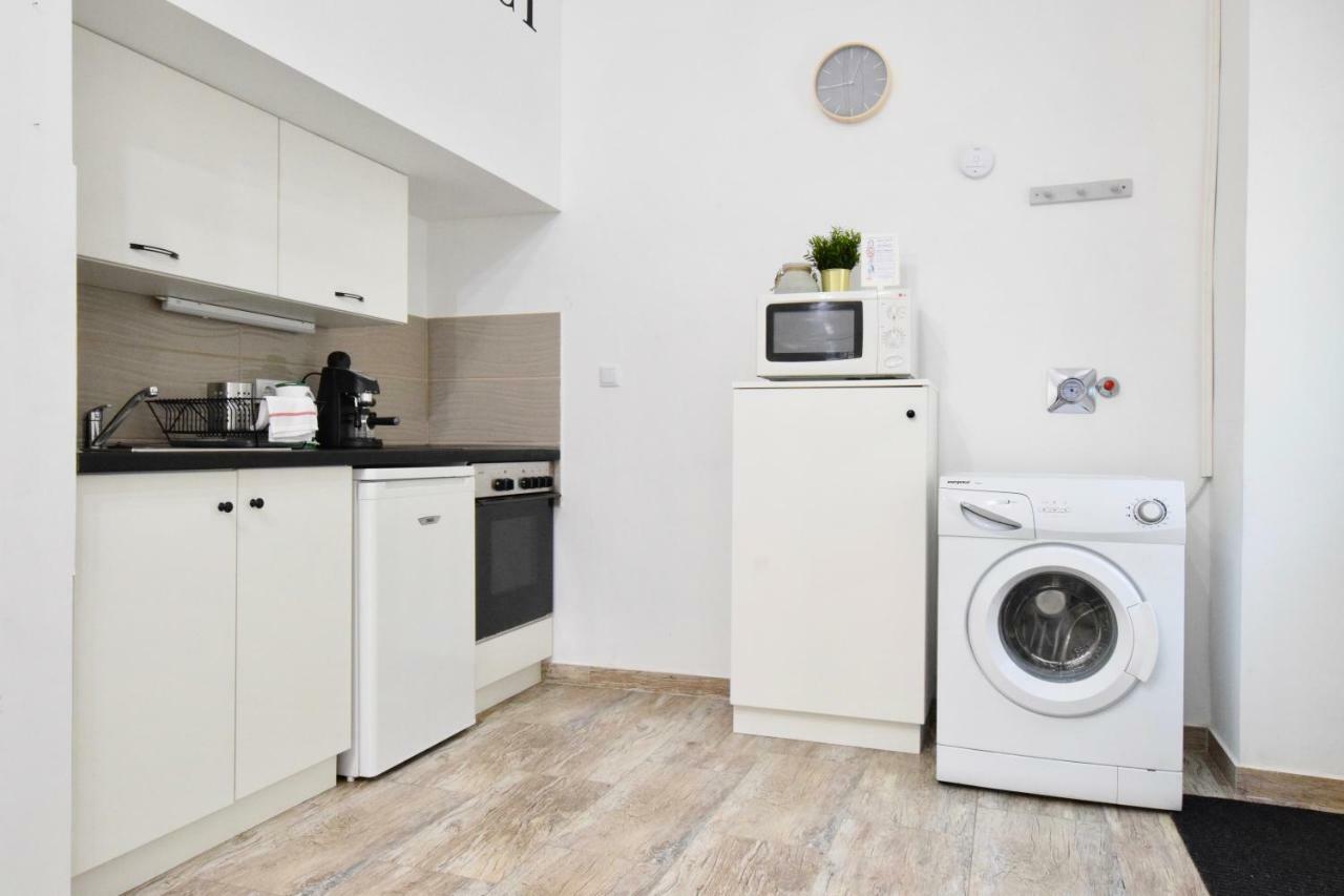 Standard Apartment By Hi5 - Akacfa 59 Будапеща Екстериор снимка